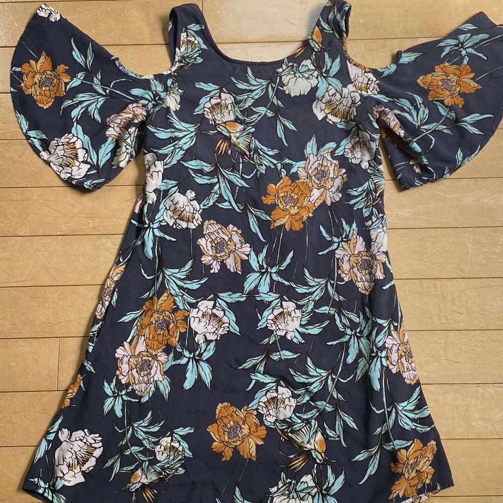 Cupio Cold Shoulder Floral Multicolor Dress Size Medium